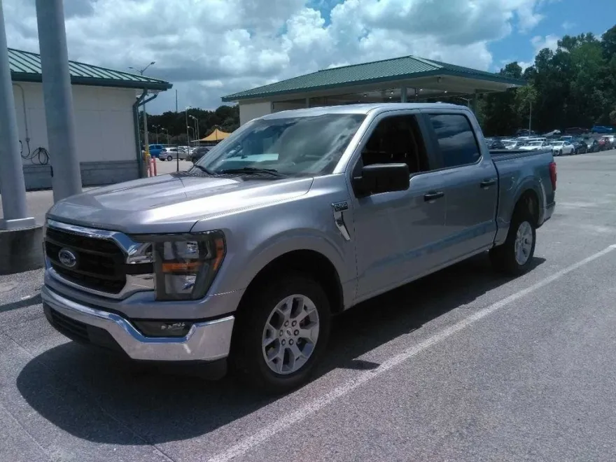 2023 Ford F-150 XLT photo 1
