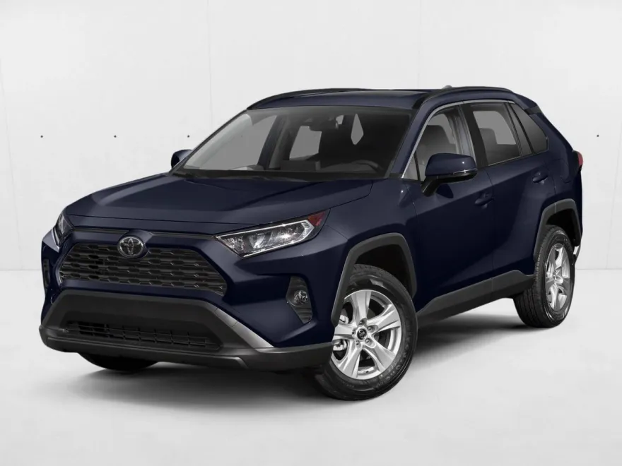 2020 Toyota RAV4 XLE photo 1