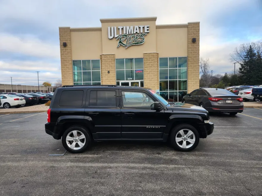 2014 Jeep Patriot Latitude photo 1
