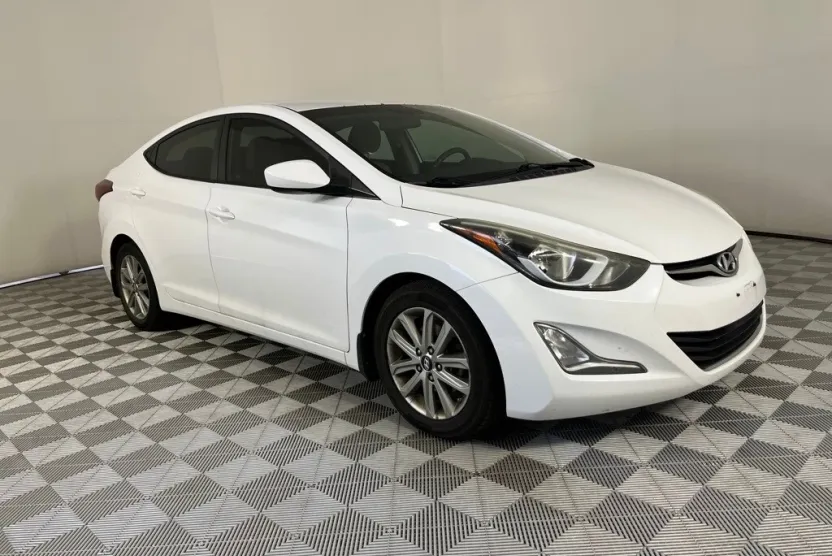 2016 Hyundai Elantra SE photo 1