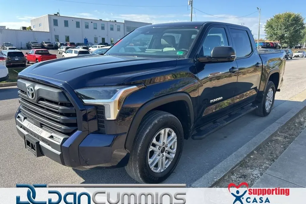 2023 Toyota Tundra SR5 photo 1