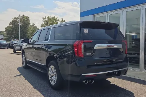 2024 Gmc Yukon XL Denali photo 1