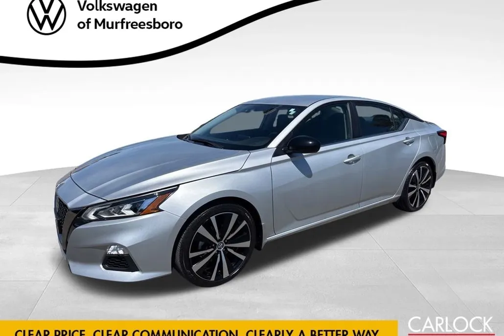 2022 Nissan Altima 2.5 SR photo 1