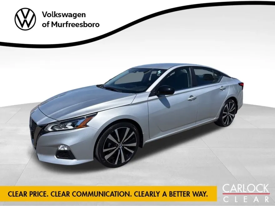 2022 Nissan Altima 2.5 SR photo 1