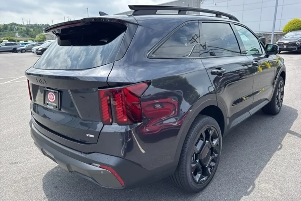 2025 Kia Sorento X-Line SX Prestige photo 1