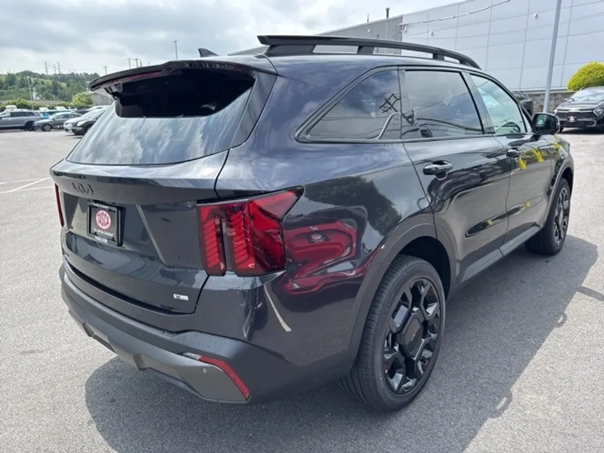 2025 Kia Sorento X-Line SX Prestige photo 1