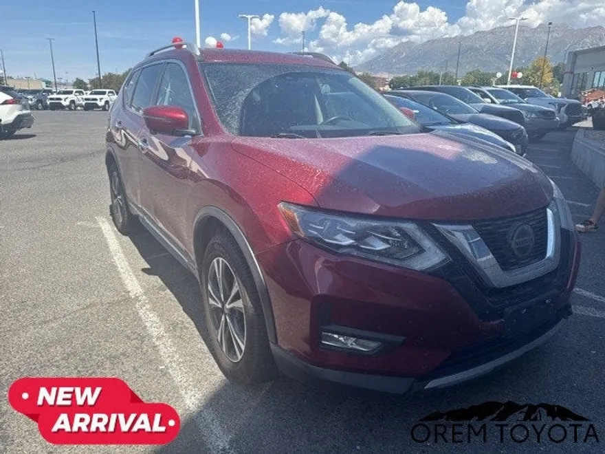 2018 Nissan Rogue SL photo 1