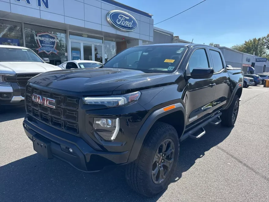 2024 Gmc Canyon Elevation photo 1