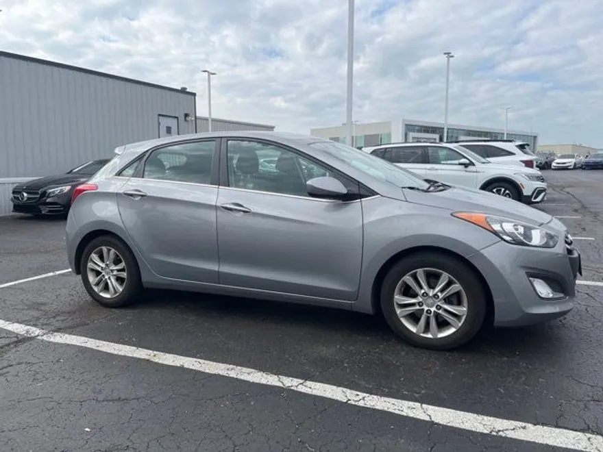 2013 Hyundai Elantra GT Base photo 1