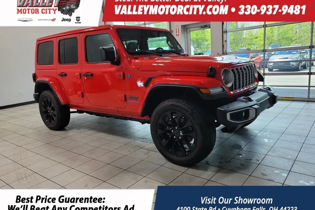 2025 Jeep Wrangler Sahara 4xe photo 1