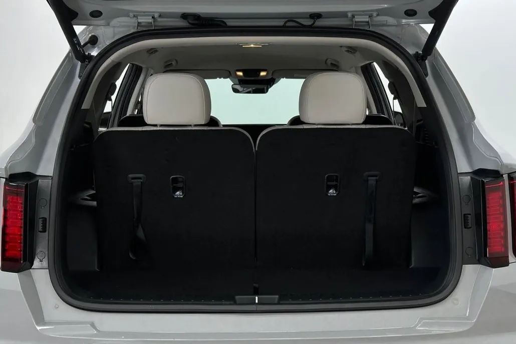 2023 Kia Sorento EX photo 1