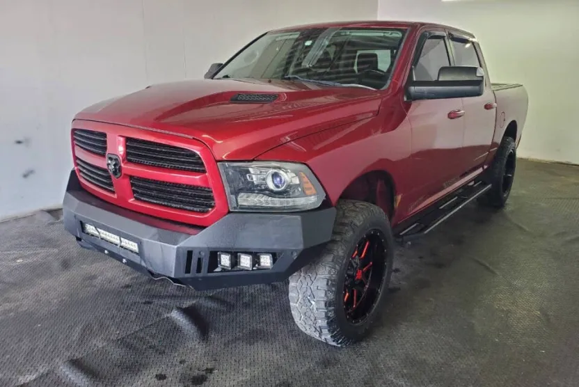 2015 Ram 1500 Sport photo 1