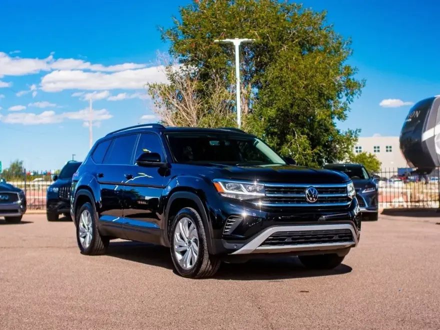 2023 Volkswagen Atlas SE Technology photo 1