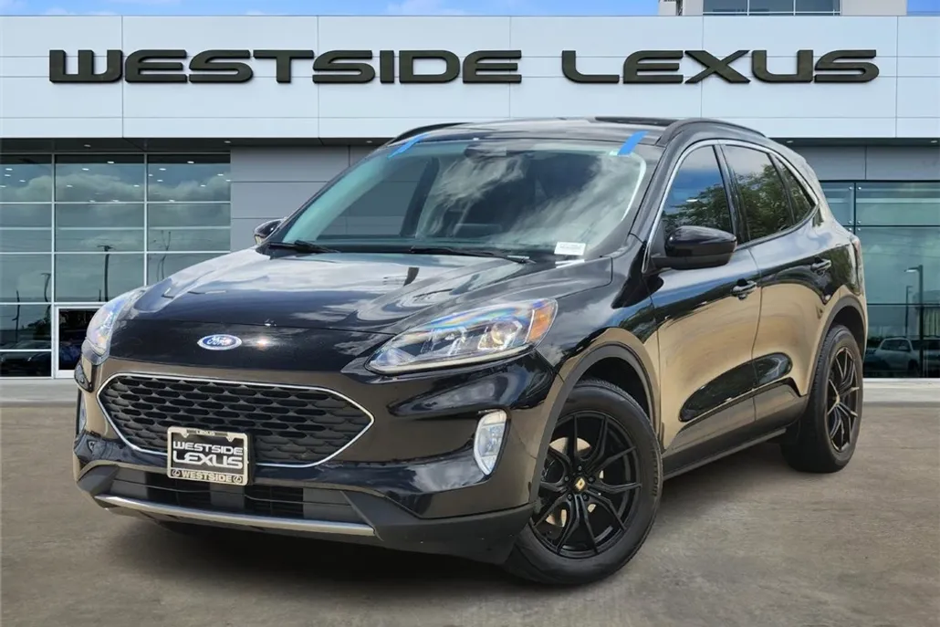 2022 Ford Escape SEL photo 1