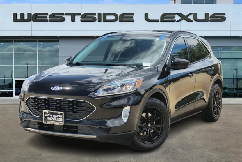 2022 Ford Escape SEL photo 1