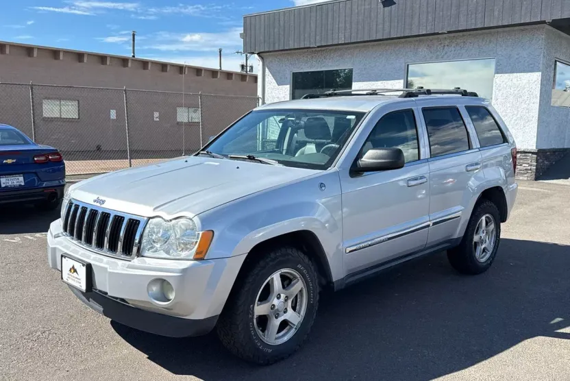 2005 Jeep Grand Cherokee Limited photo 1