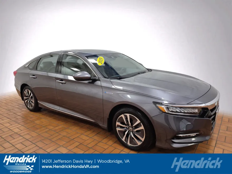 2019 Honda Accord Hybrid Touring photo 1