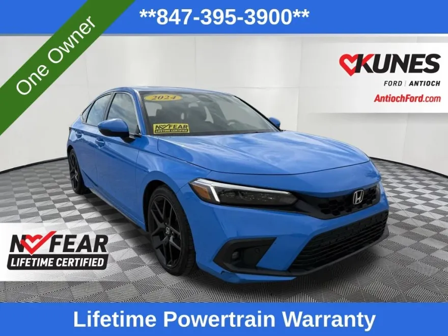 2024 Honda Civic Sport Touring photo 1