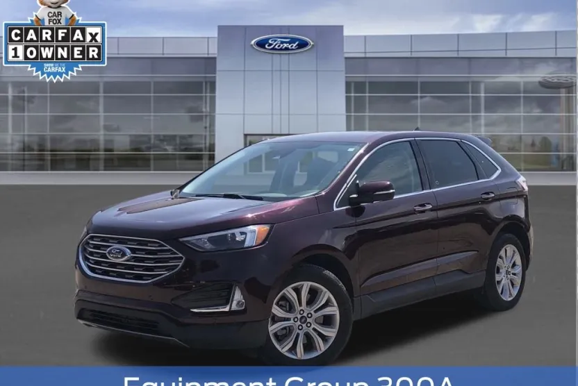 2022 Ford Edge Titanium photo 1