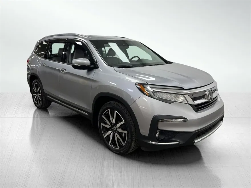 2021 Honda Pilot Touring photo 1