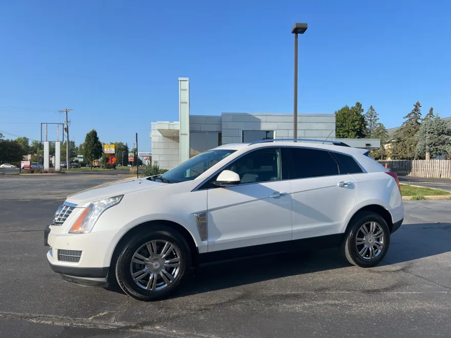 2015 Cadillac SRX Luxury photo 1