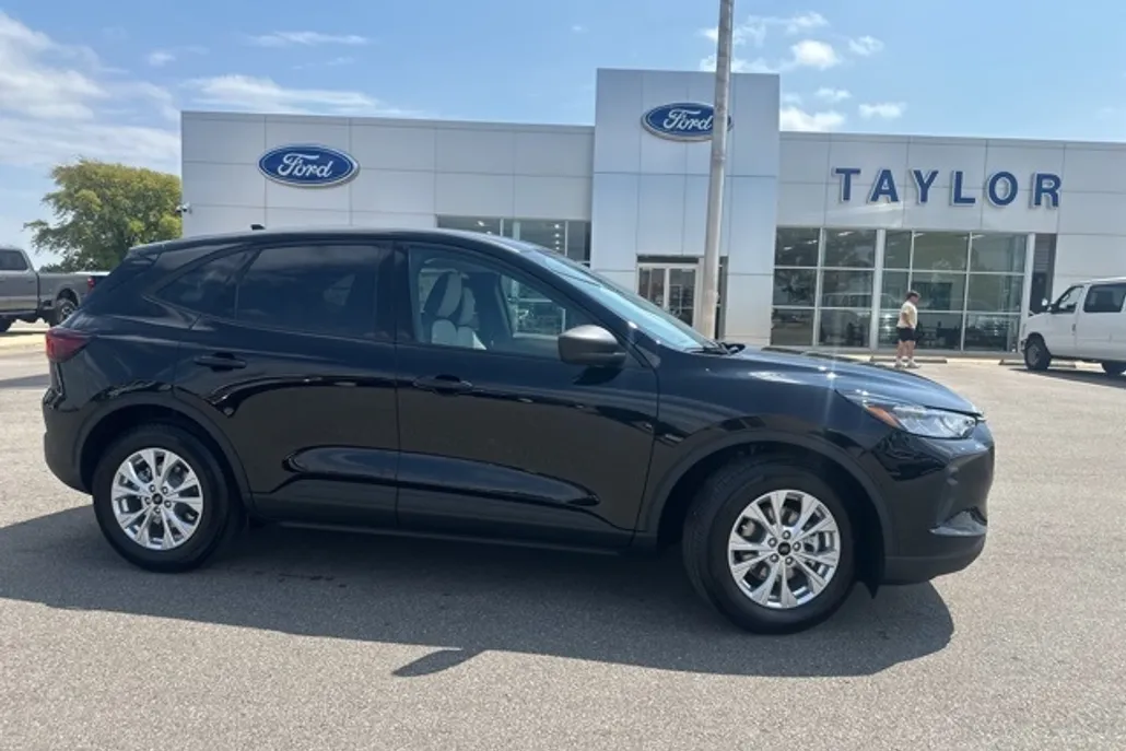 2025 Ford Escape Active photo 1
