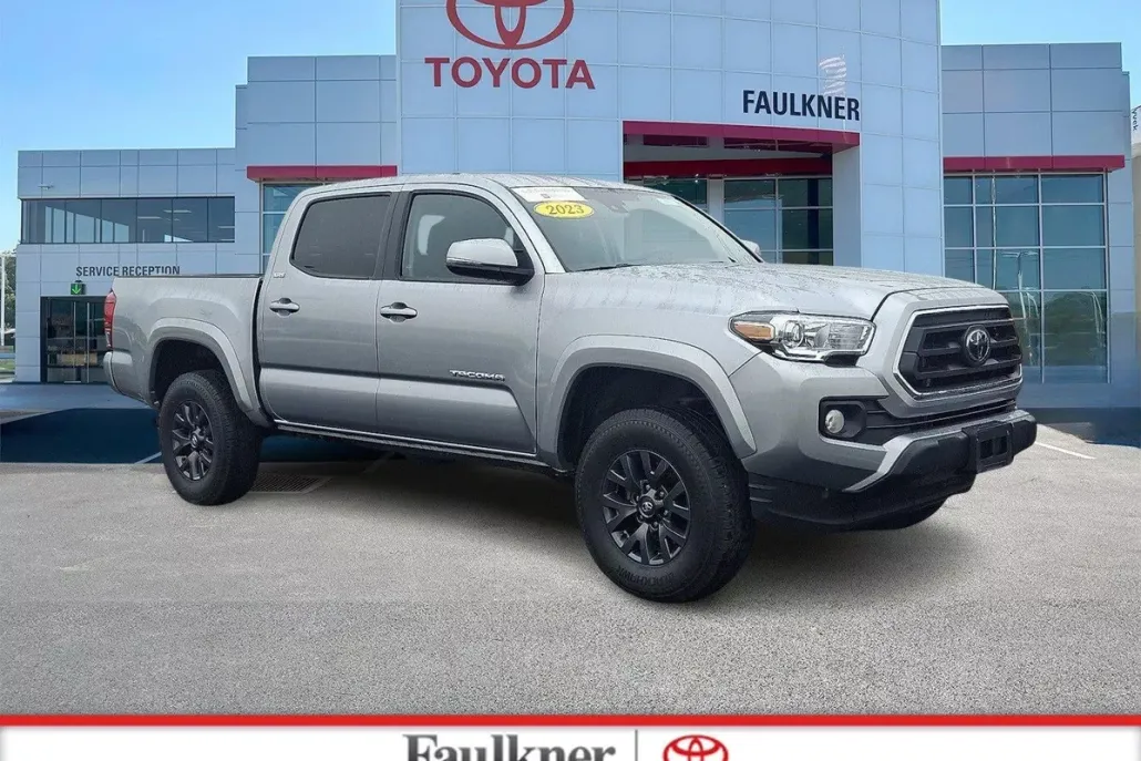 2023 Toyota Tacoma SR5 Double Cab V6 photo 1