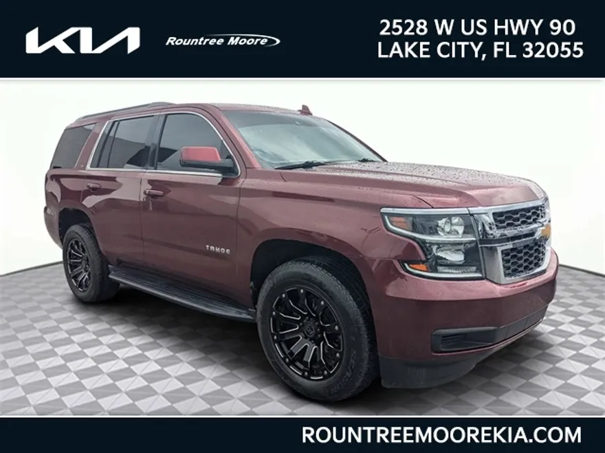 2016 Chevrolet Tahoe LT photo 1