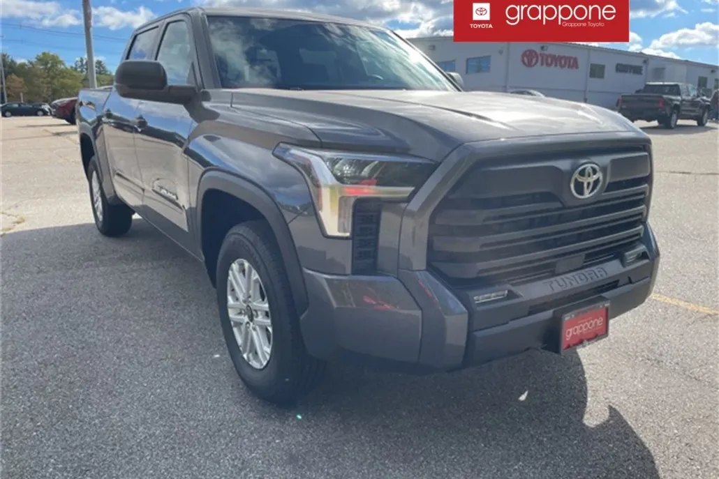 2026 Toyota Tundra SR5 CrewMax photo 1