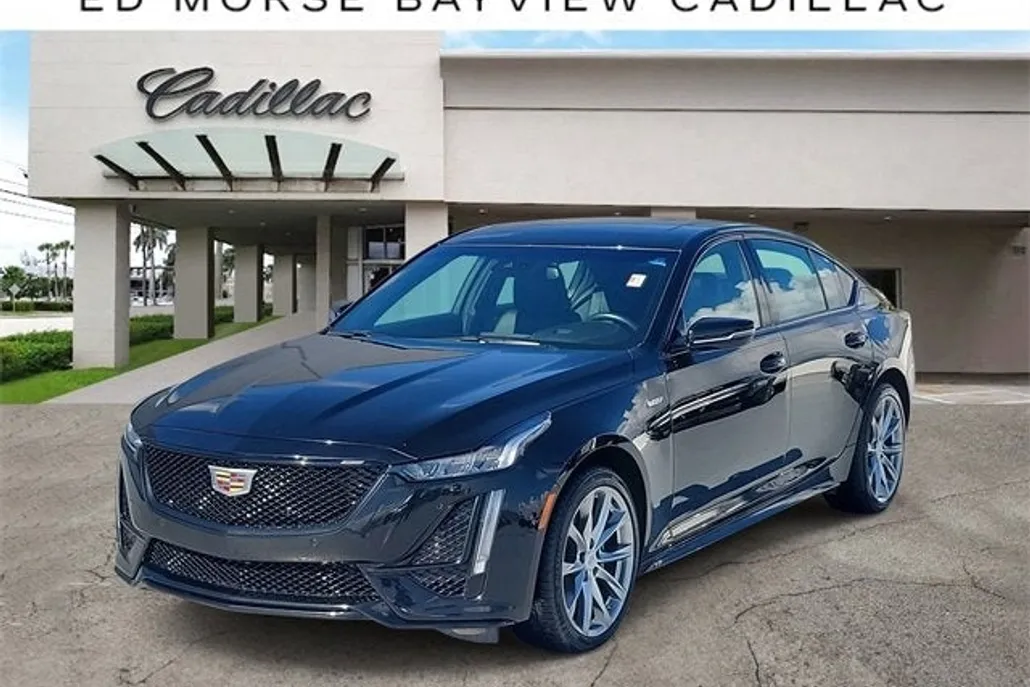 2024 Cadillac CT5 V photo 1