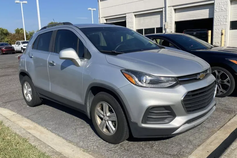 2018 Chevrolet Trax LT photo 1