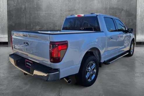 2025 Ford F-150 XLT photo 2