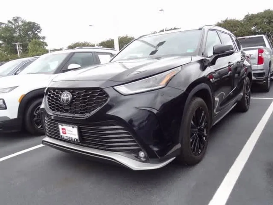 2023 Toyota Highlander XSE photo 1