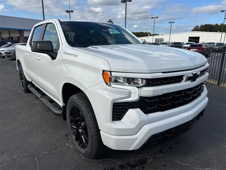 2026 Chevrolet Silverado 1500 RST photo 1