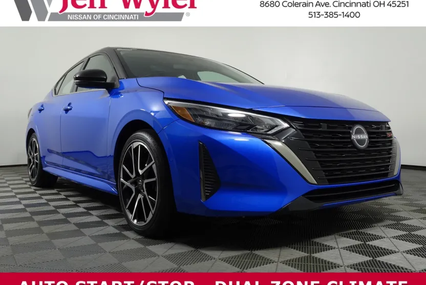 2025 Nissan Sentra SR photo 1