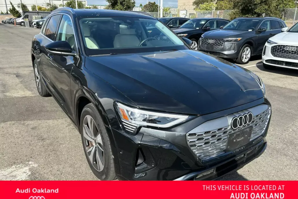 2024 Audi Q8 E-tron Premium Plus photo 1