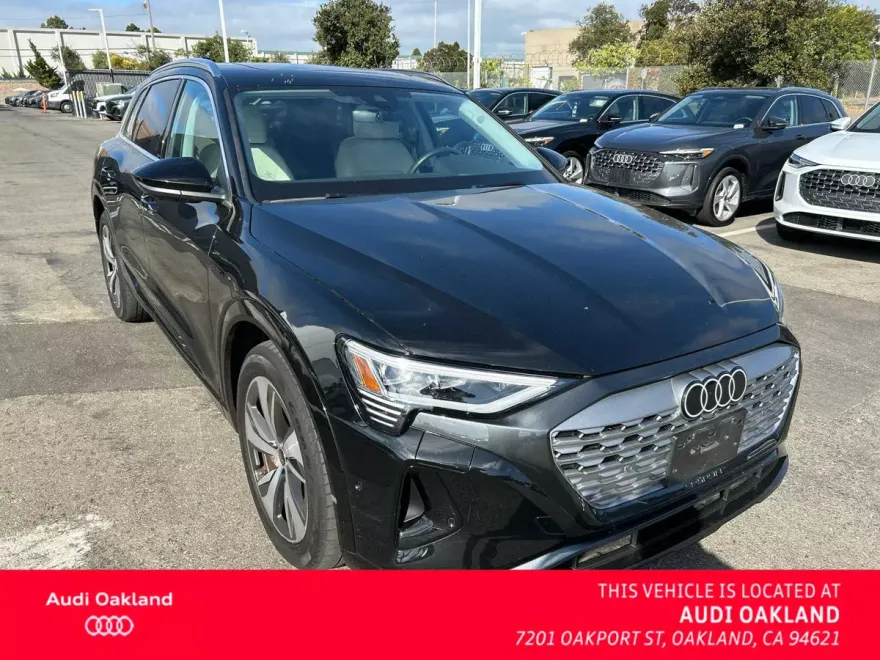 2024 Audi Q8 E-tron Premium Plus photo 1