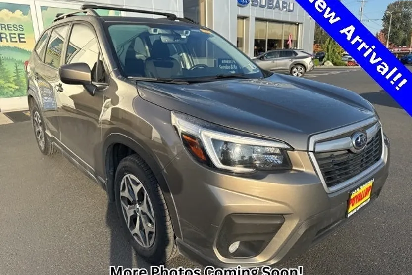 2021 Subaru Forester Premium photo 1