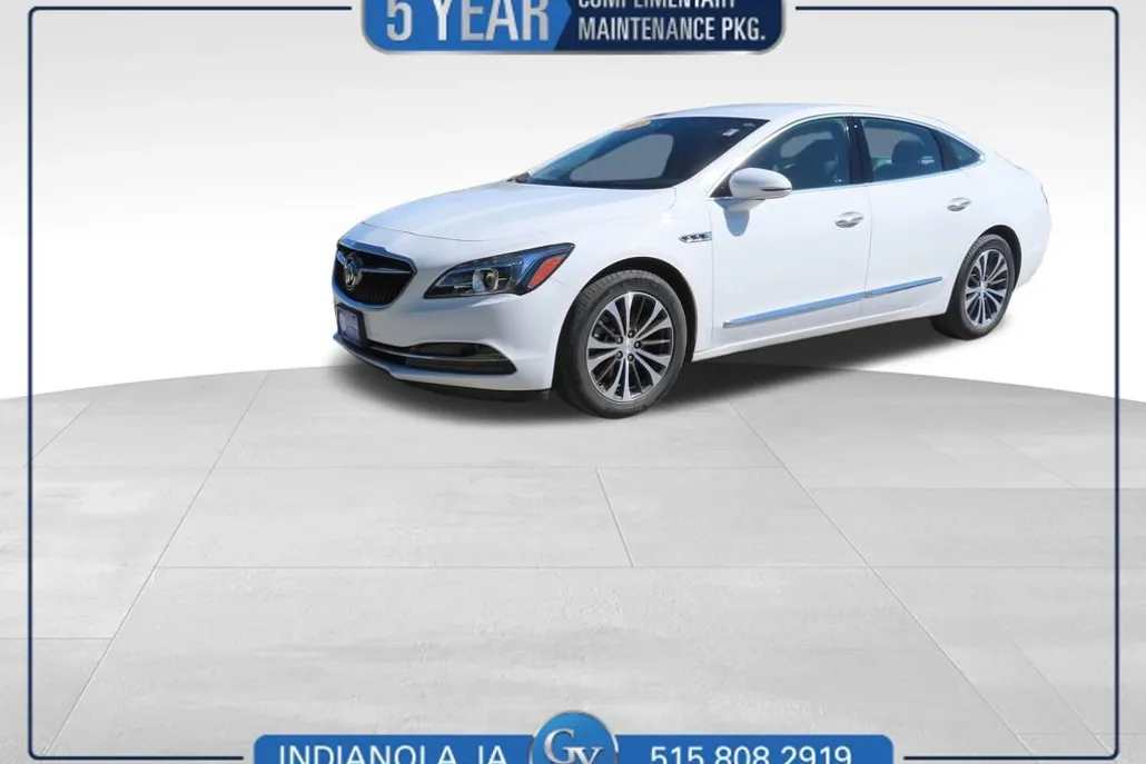 2017 Buick LaCrosse Essence photo 1