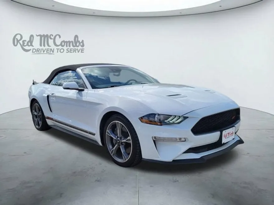 2023 Ford Mustang GT Premium photo 1