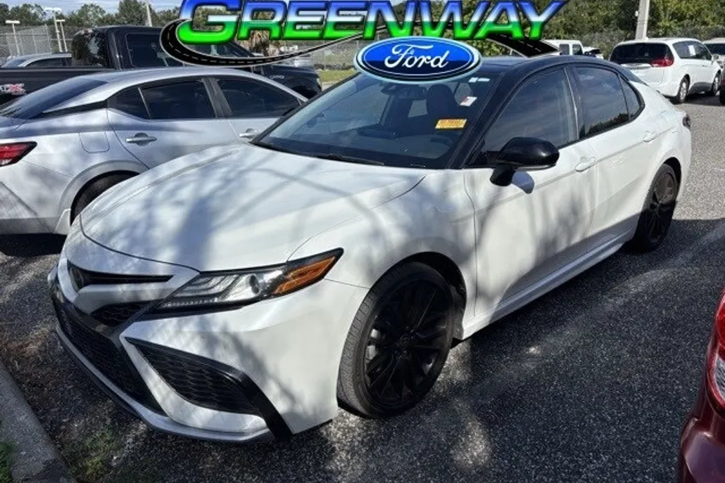 2021 Toyota Camry XSE photo 1