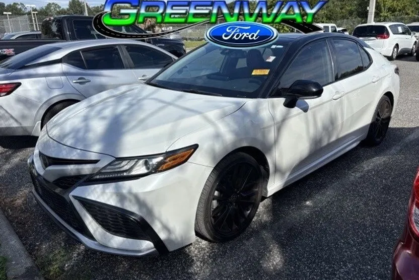 2021 Toyota Camry XSE photo 1