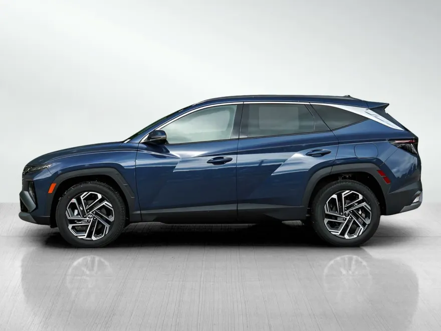 2025 Hyundai Tucson Limited photo 1