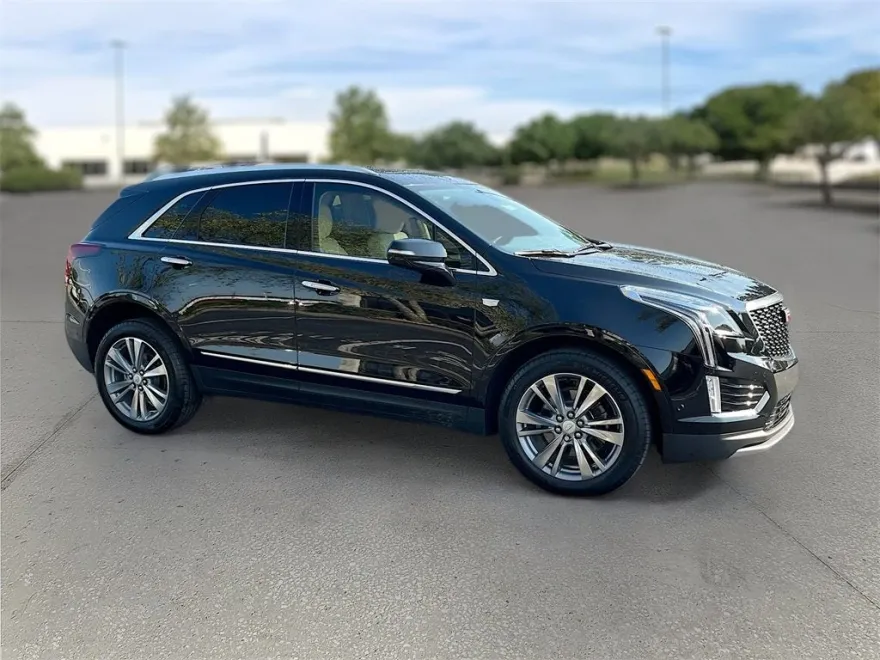 2025 Cadillac XT5 Premium Luxury photo 1