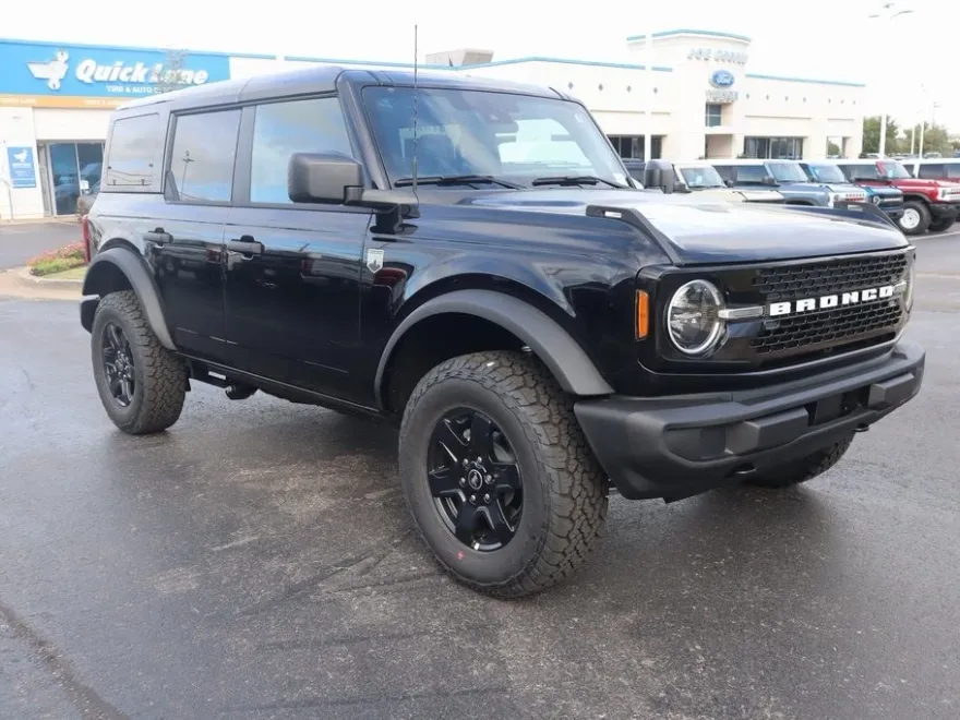 2025 Ford Bronco Big Bend photo 1
