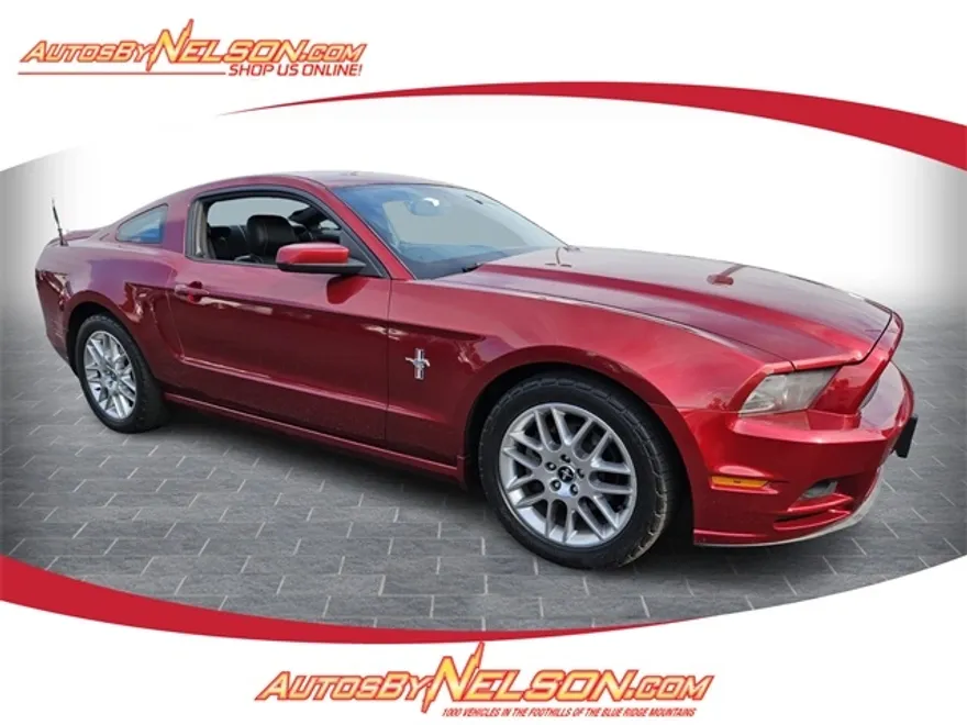 2014 Ford Mustang V6 Premium photo 1