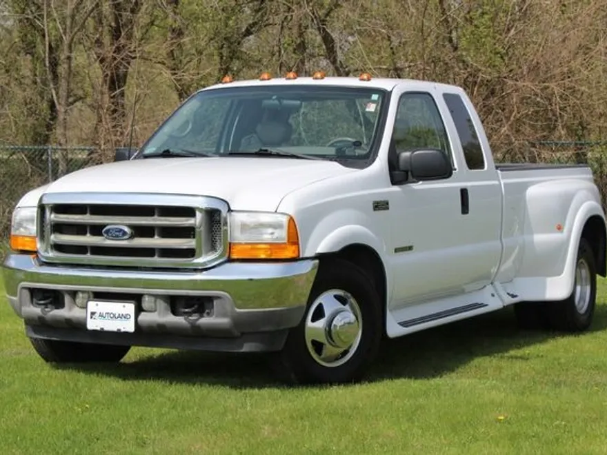 2001 Ford F-350 Lariat photo 1