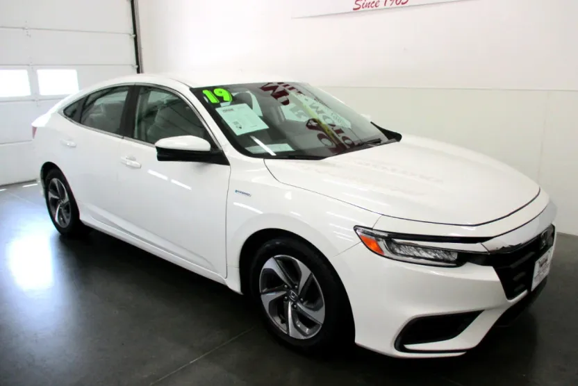 2019 Honda Insight EX photo 1