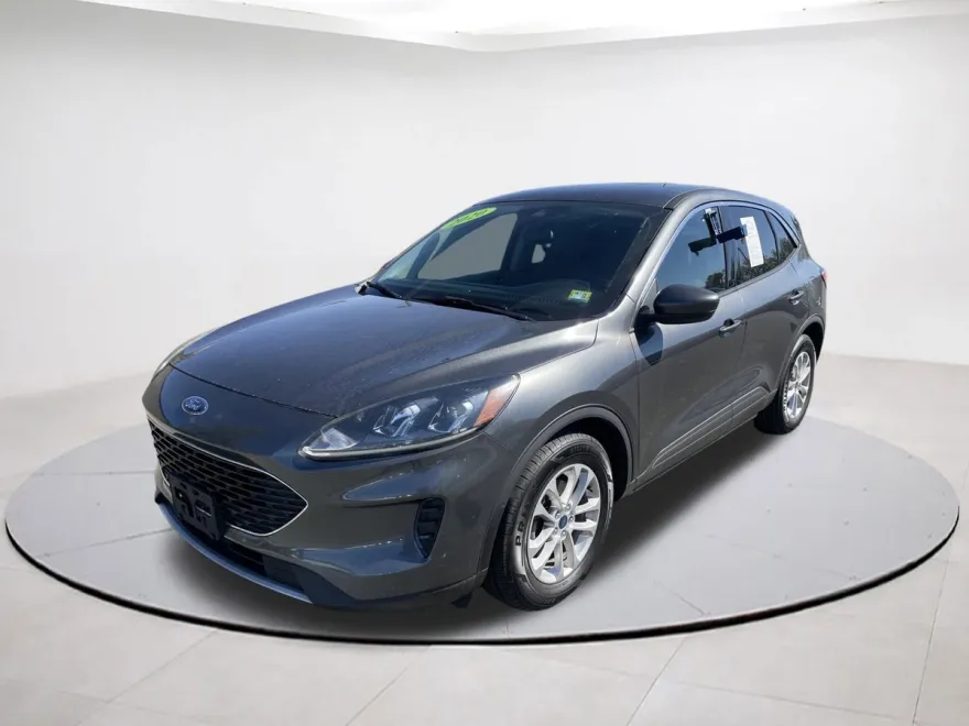 2020 Ford Escape SE photo 1