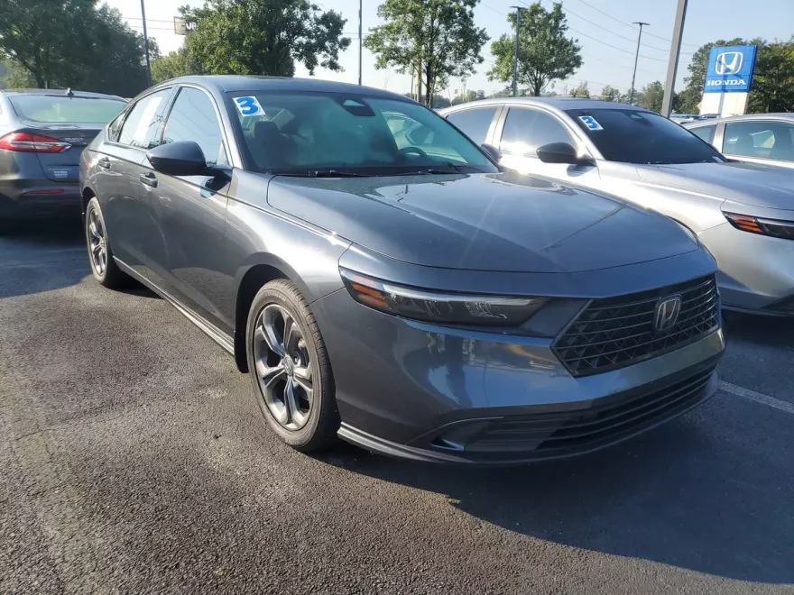 2023 Honda Accord EX photo 1